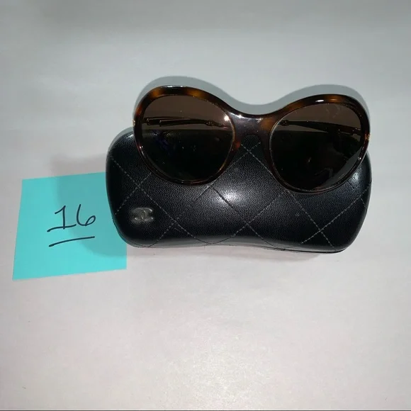 16) CHANEL oversized round tortoiseshell SUNGLASSES w/case